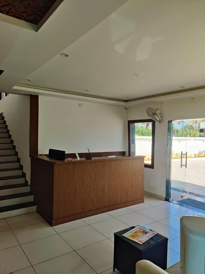 Hotel Airport City Dod Jala Dış mekan fotoğraf