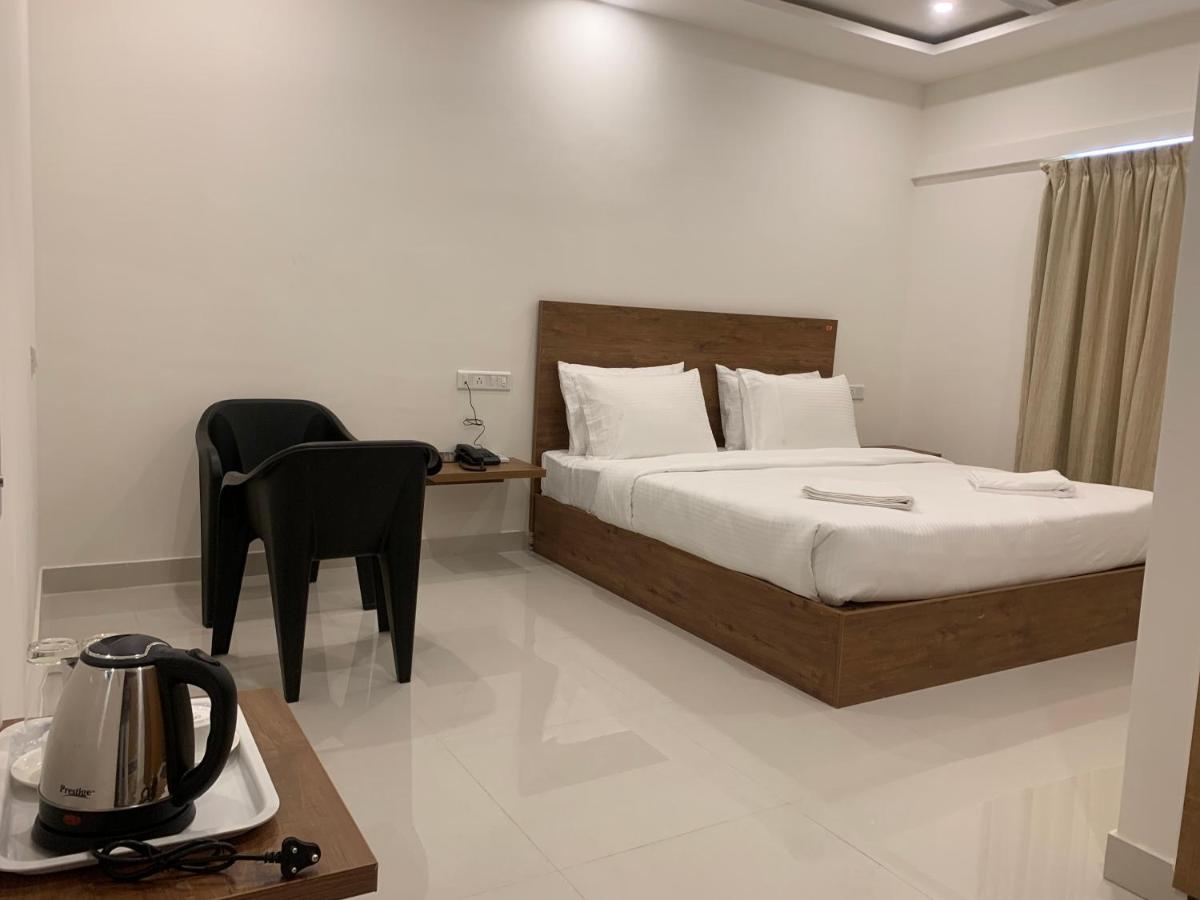 Hotel Airport City Dod Jala Dış mekan fotoğraf