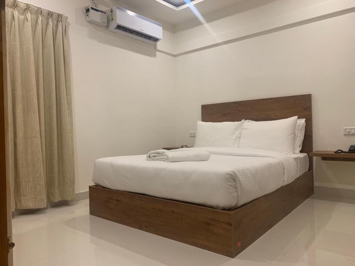 Hotel Airport City Dod Jala Dış mekan fotoğraf