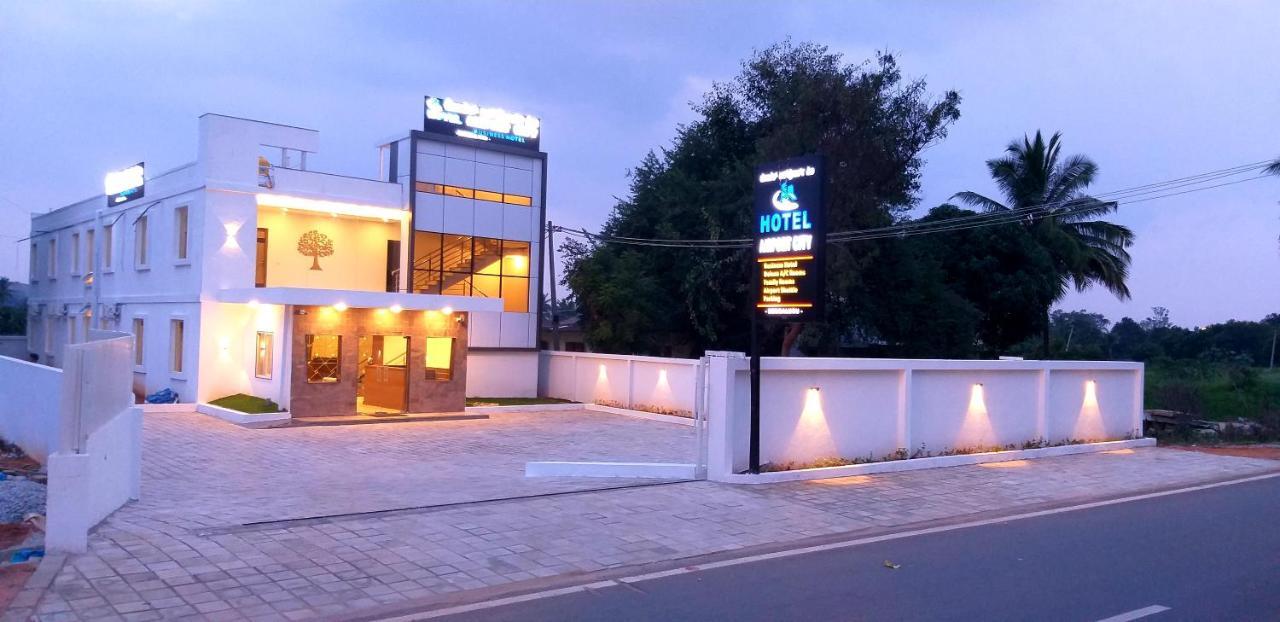 Hotel Airport City Dod Jala Dış mekan fotoğraf